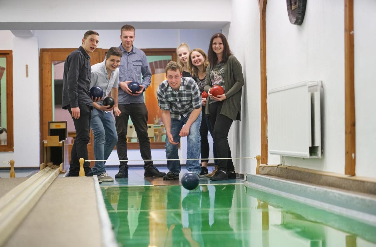 Hotel Gasthof Zum Walfisch Klingenthal Dış mekan fotoğraf