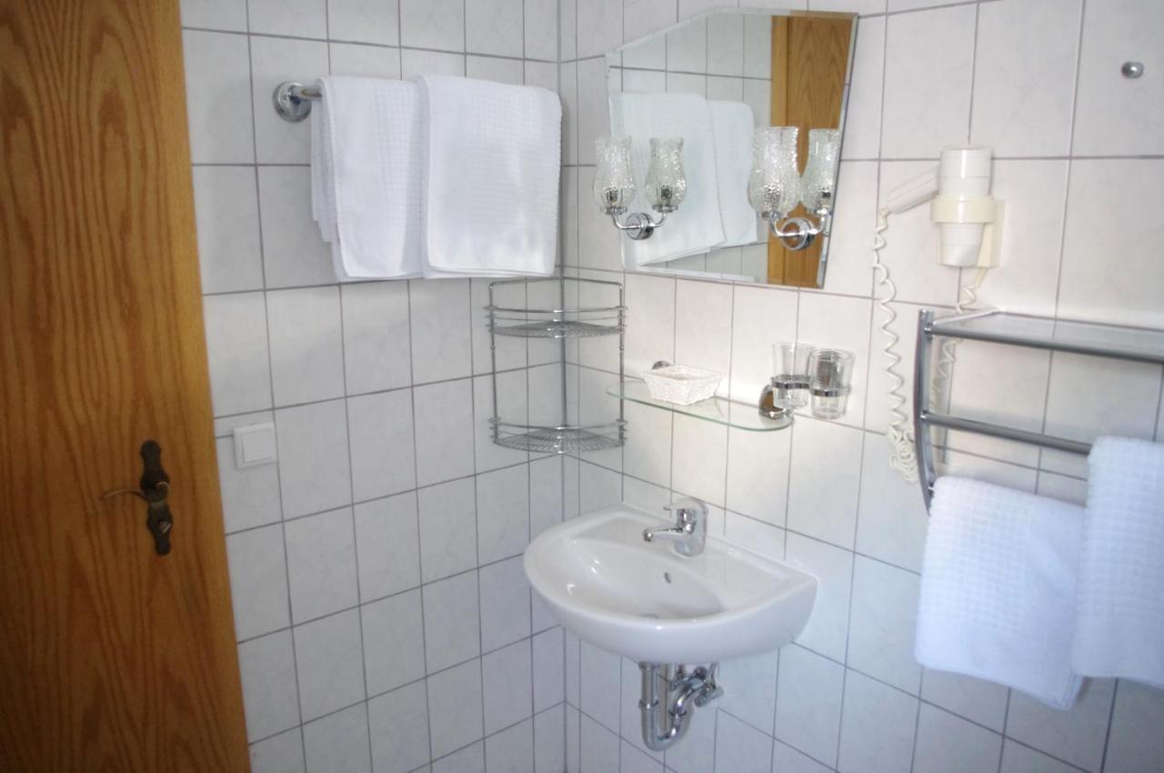 Hotel Gasthof Zum Walfisch Klingenthal Dış mekan fotoğraf